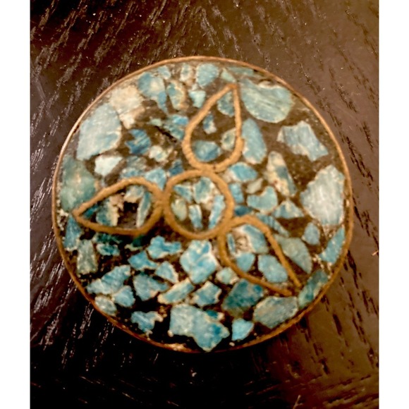 The Unbranded Brand Jewelry - Vintage Turquoise Brass Inlaid Brooch Pin Jewelry 1960s C-Clasp Made in India